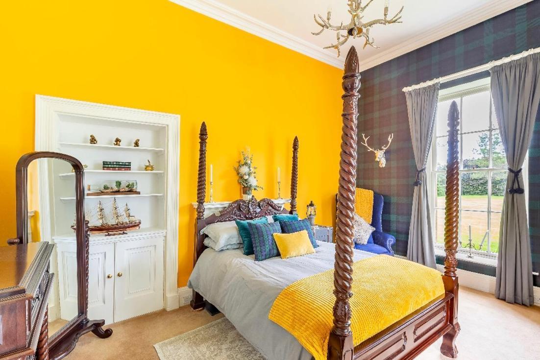 Private Room & Bathroom In Manor House Maybole Εξωτερικό φωτογραφία