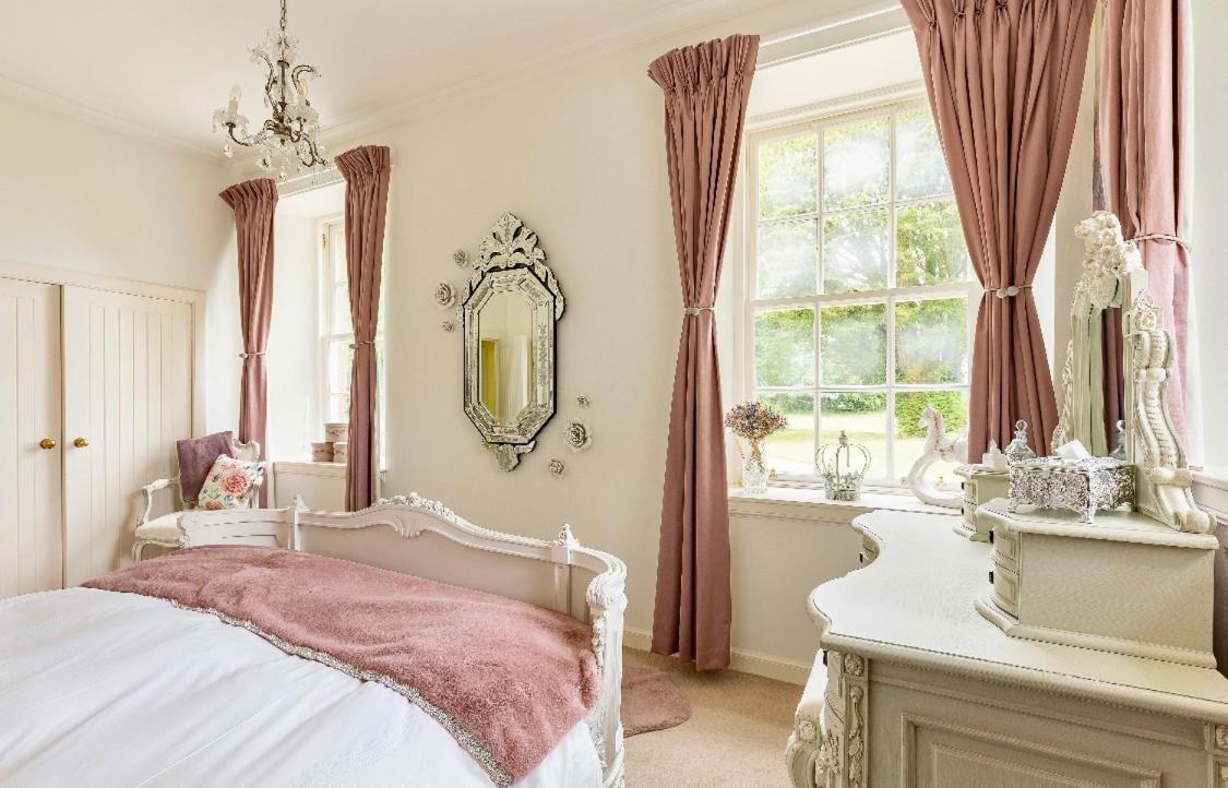 Private Room & Bathroom In Manor House Maybole Εξωτερικό φωτογραφία