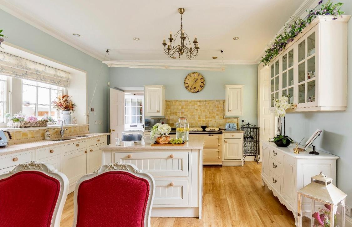 Private Room & Bathroom In Manor House Maybole Εξωτερικό φωτογραφία